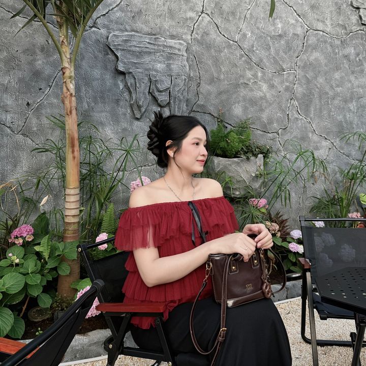 Mẹ Quyên và Em Mây☁️