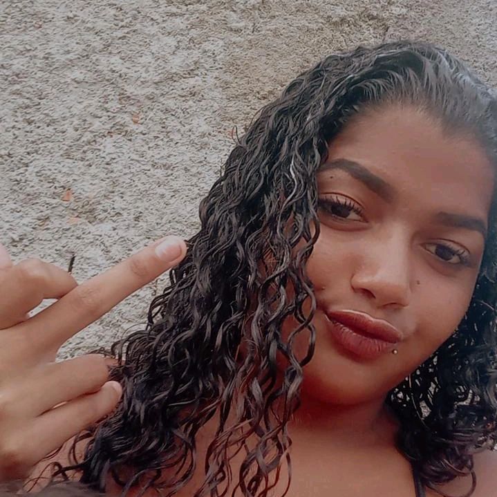 isabelaa muniz