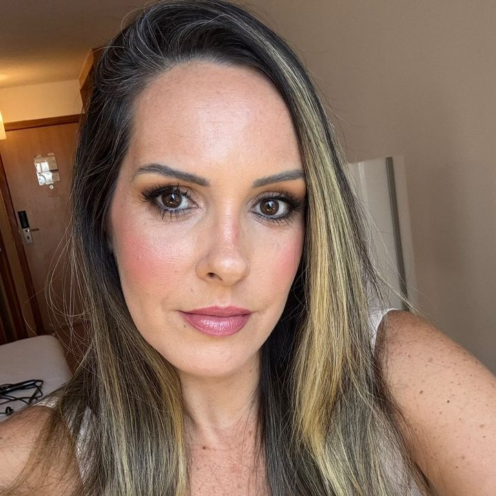 Mari Tavares | CREATOR