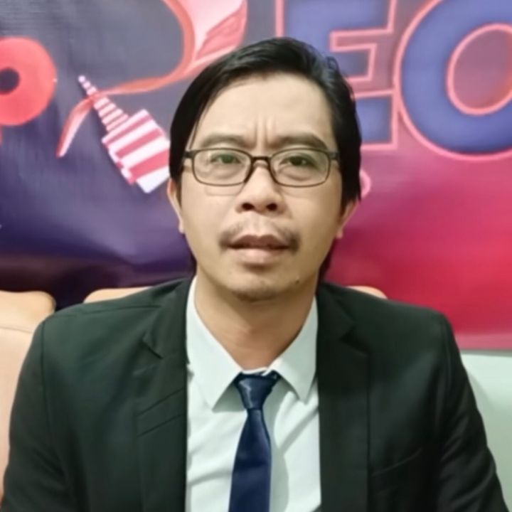 Giáo Sư Xoáy
