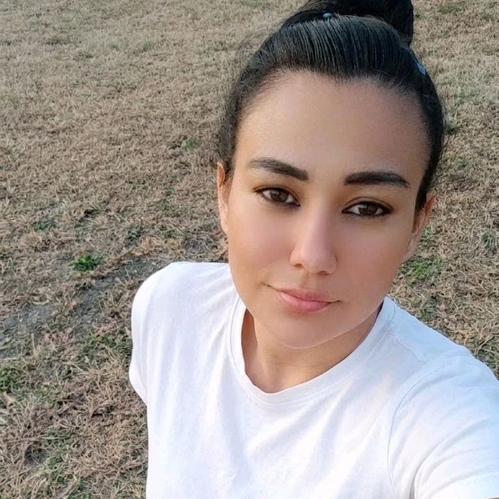 Estrella ⭐ dorada hn