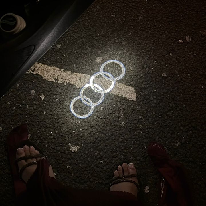 ℳ𑣲