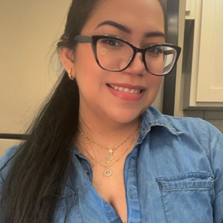 Paola🌻