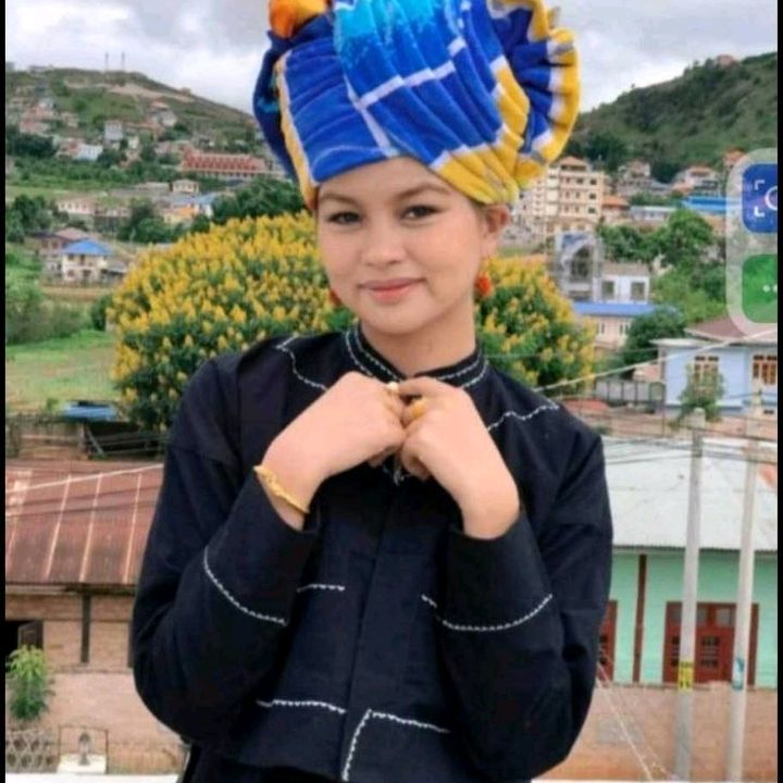Beautiful queen👑👑👑👑👑👑