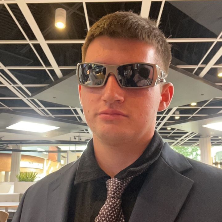 Larry_Legend2