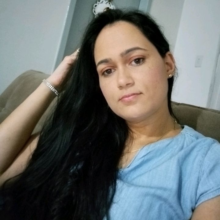 Vera Lúcia Parreiras