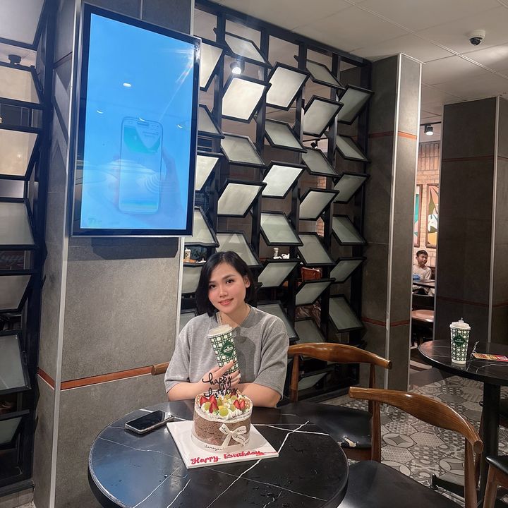Mẹ Thỏ Bông