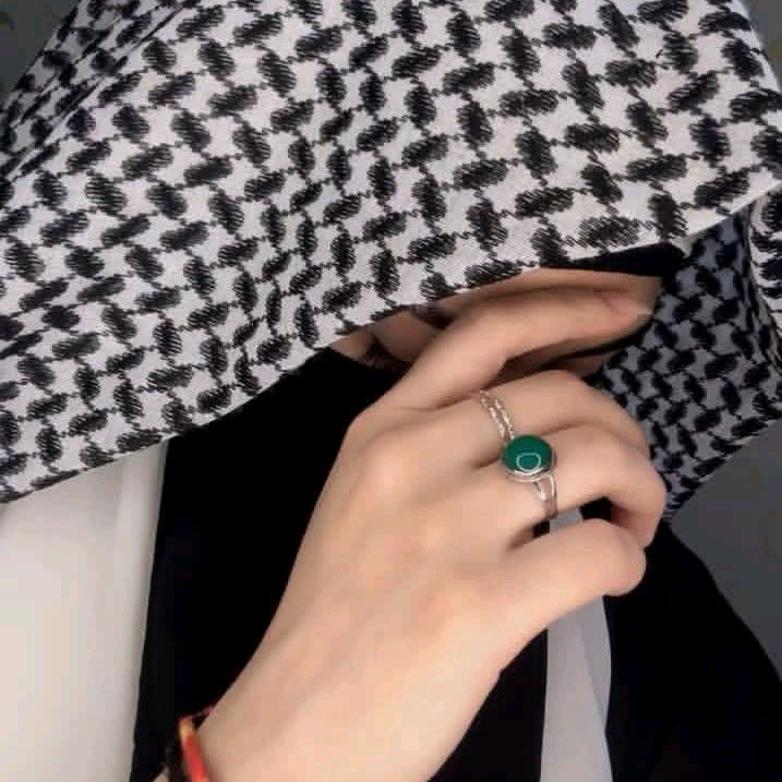 Nisha Ali khan