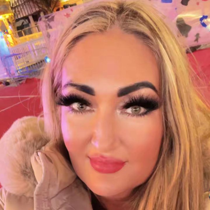 Donna M Gallagher