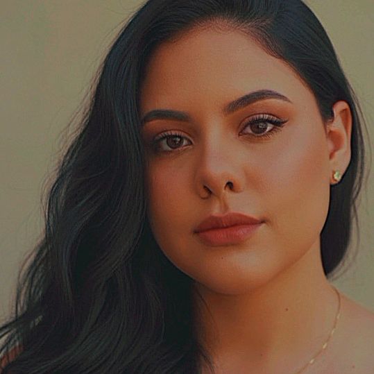 Viviane M.Torres