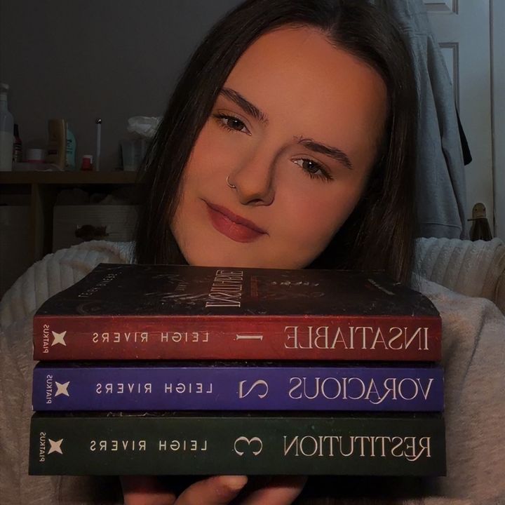 𝓛𝓮𝓪’𝓼 𝓛𝓲𝓫𝓻𝓪𝓻𝔂 🧸📖