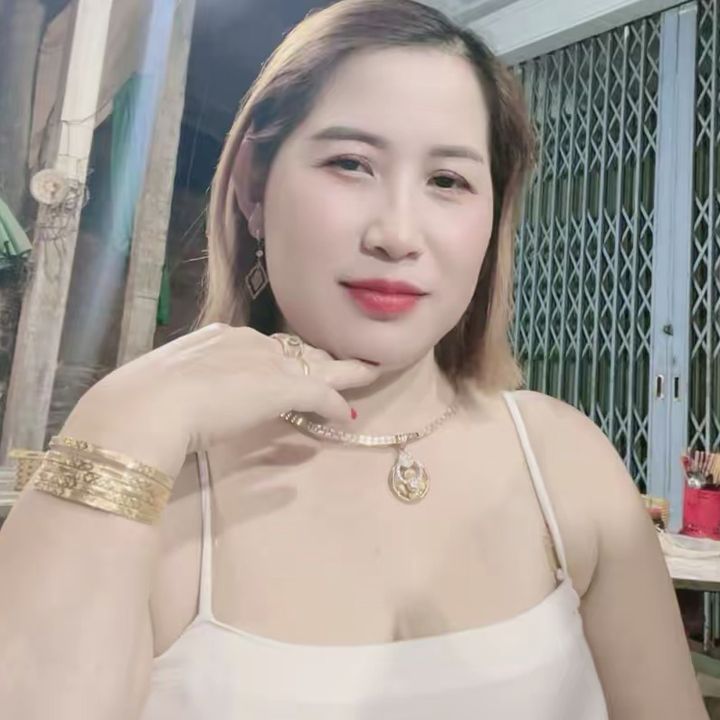 Hồng Nguyễn