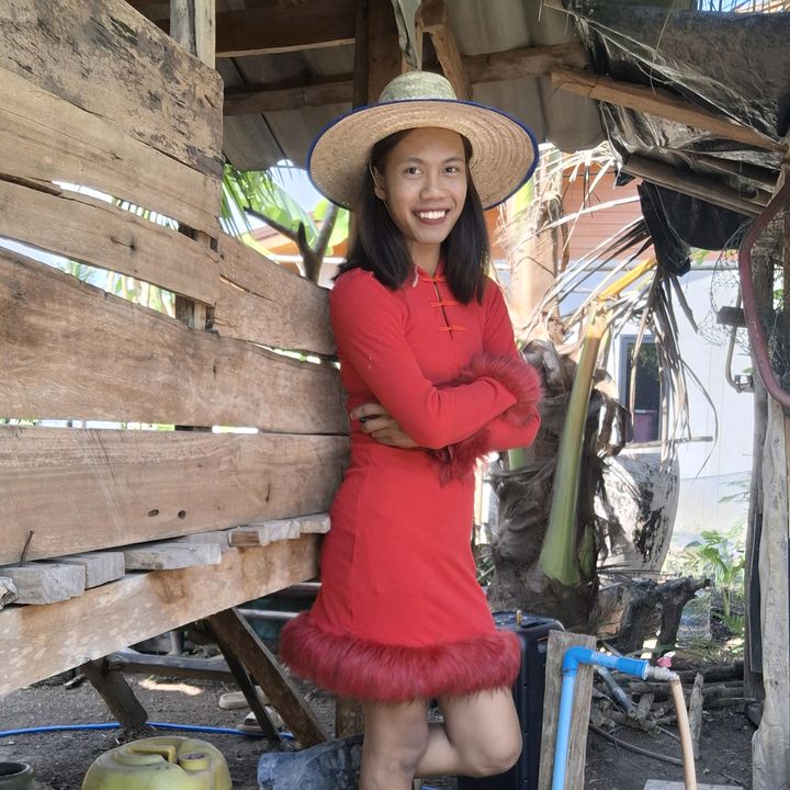 ดาราสาวบ้านนอก