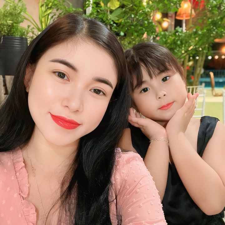 Mẹ Quỳnh Nè