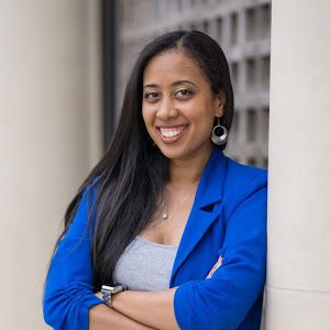 Etsuko J | Therapist & Coach