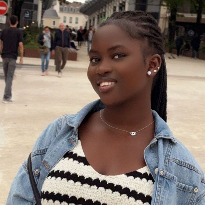SARAN🩷💎DOUMBOUYA 👩🏾‍🦱💄