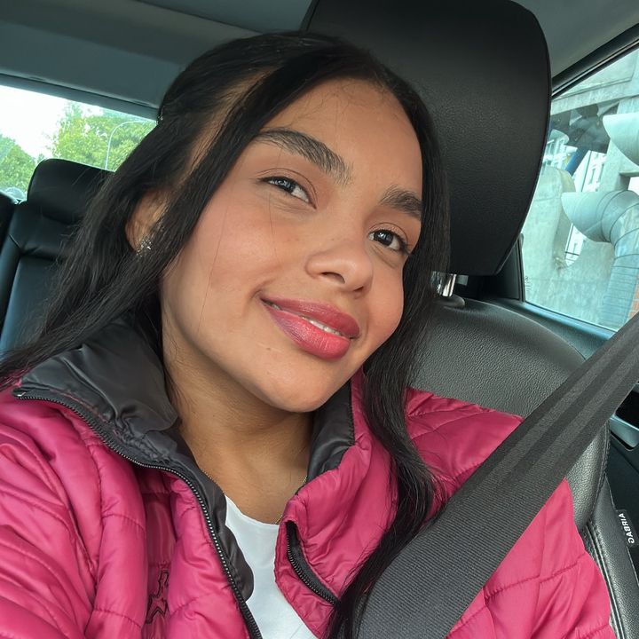 Hondureña en Suiza 🇭🇳🇨🇭🦋