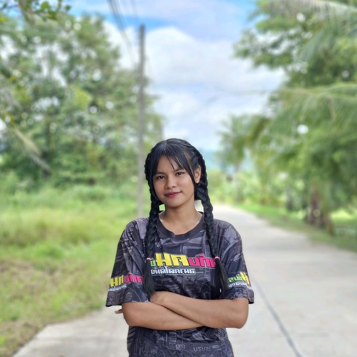 🍀Zin Nwe Aung 🤍