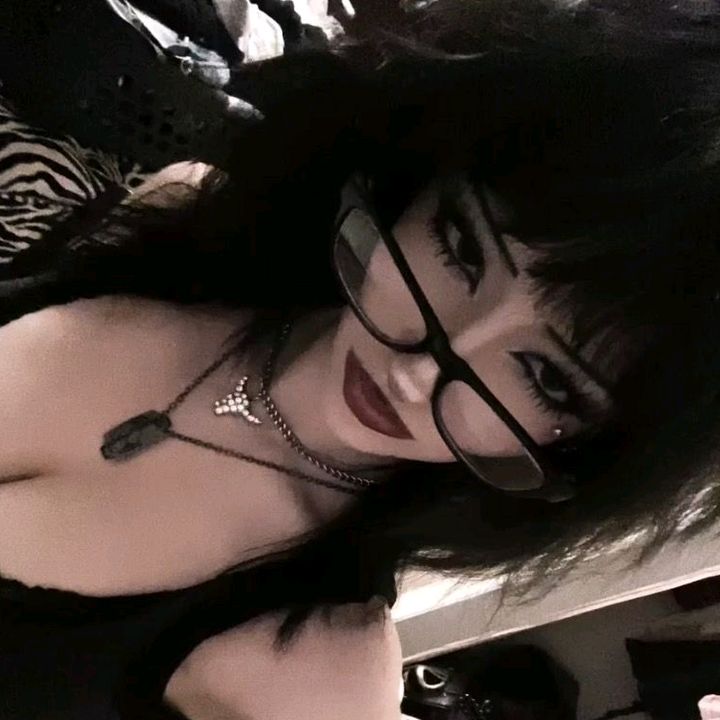 reginaestes9015