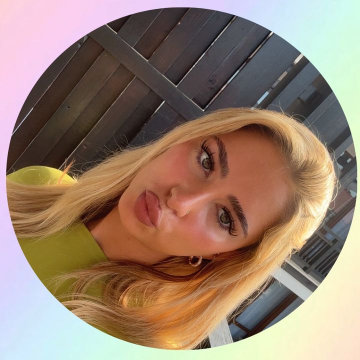 ℒℴ𝓁𝒶 ℰ𝓁𝒾𝓏𝒶𝒷ℯ𝓉𝒽