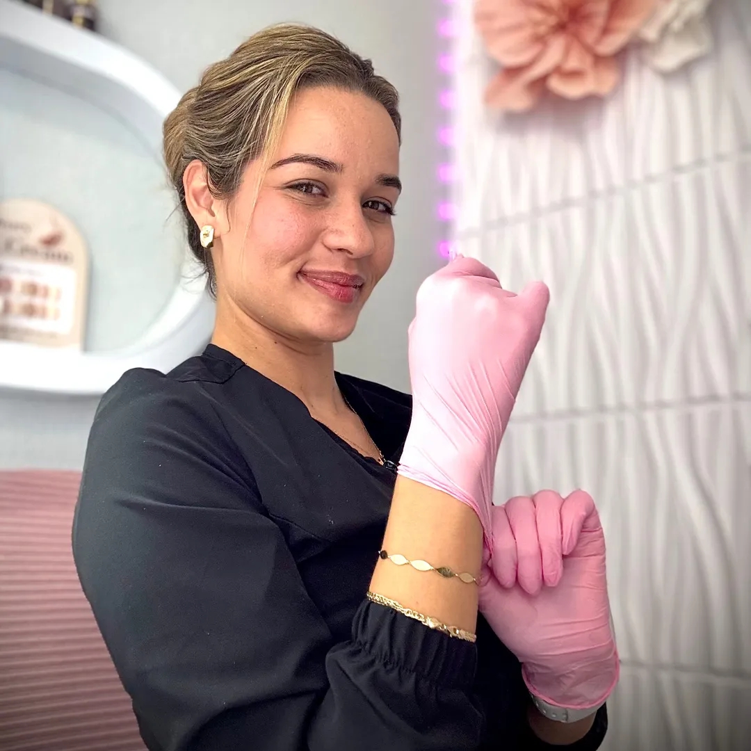 YenyNailsStudio
