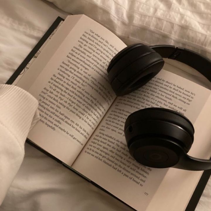 Bookworm Boutique ❤️