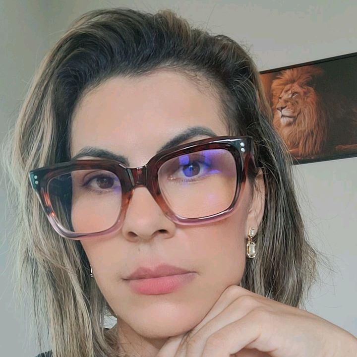 Ana Lúcia Indica