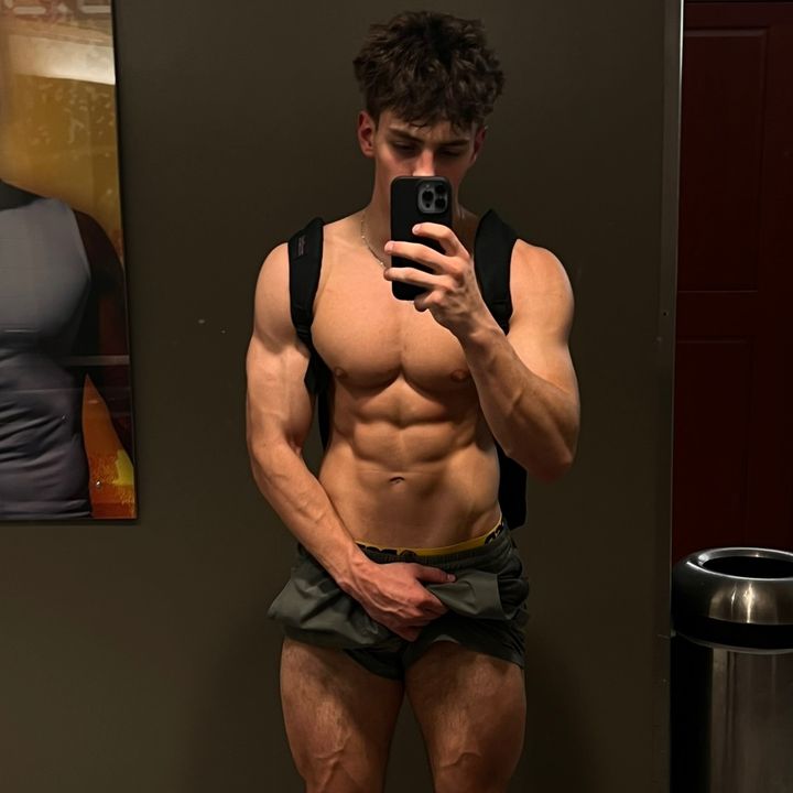 Matthew_lifts