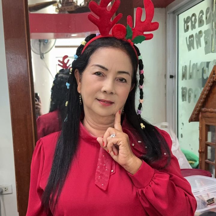 เจ๊ตา ขายทุกอย่าง