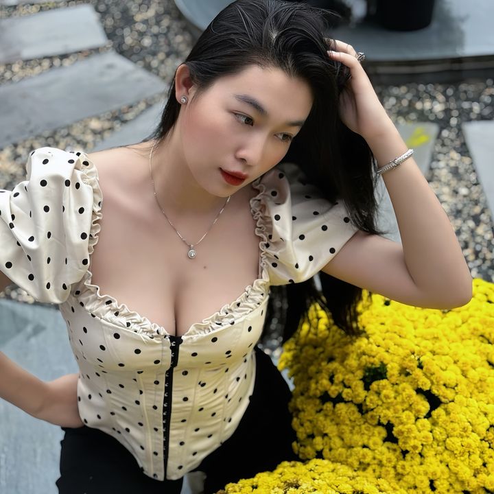 DONG YIN BÁN NƯỚC HOA CHIẾT