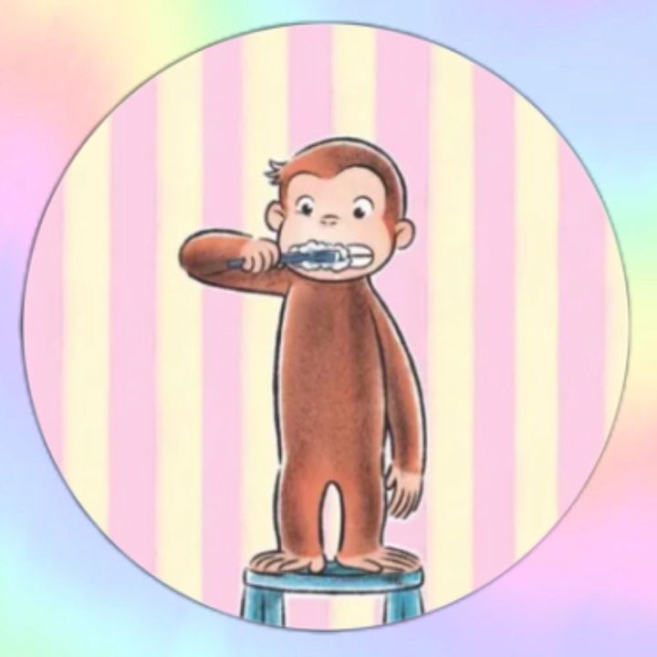 𝐎 𝐋 𝐈 𝐕 𝐈 𝐀