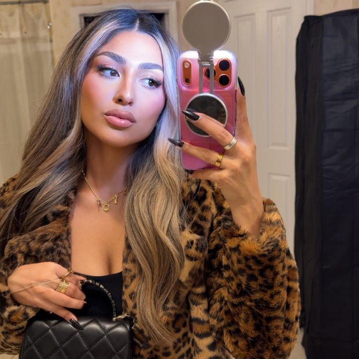 𝐇𝐀𝐔𝐒𝐎𝐅𝐍𝐀𝐓𝐘 𝟐.𝟎 .✦
