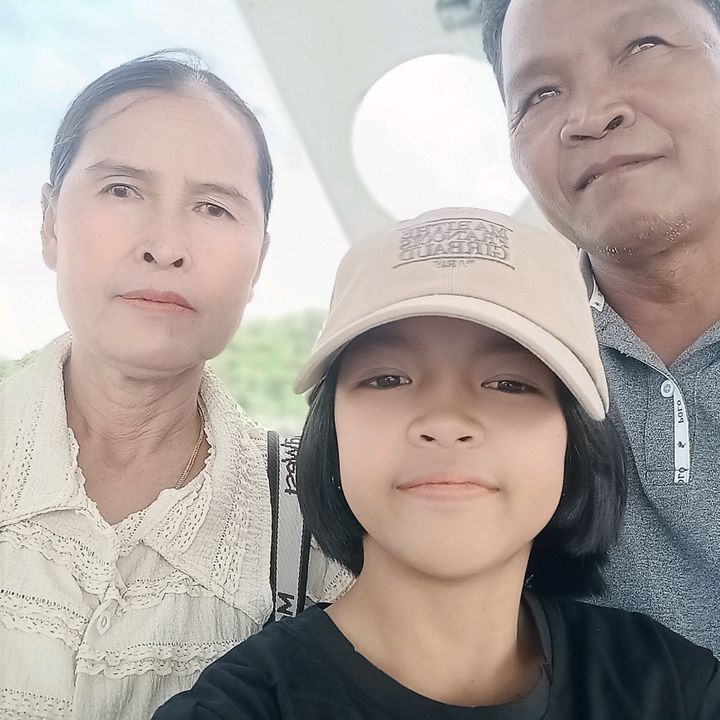 น้อย
