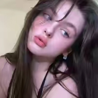 HillaryqVVN258g