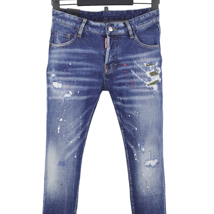 DSQUARED2