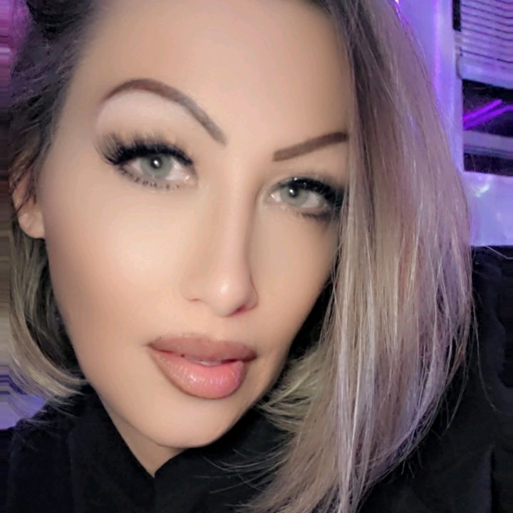 S♏all T♠️wn Minx 👑