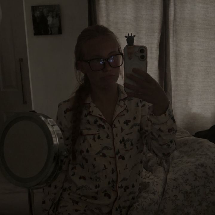 𝐢𝐧𝐝𝐢🦢