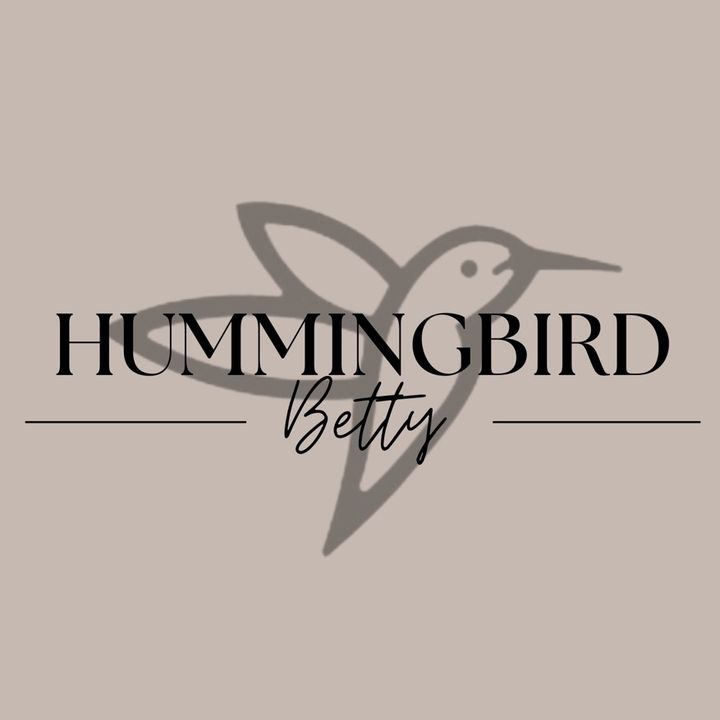 •HUMMINGBIRD BETTY•