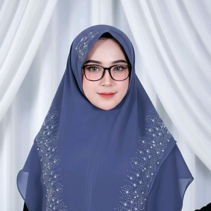 Sylvia Ayu