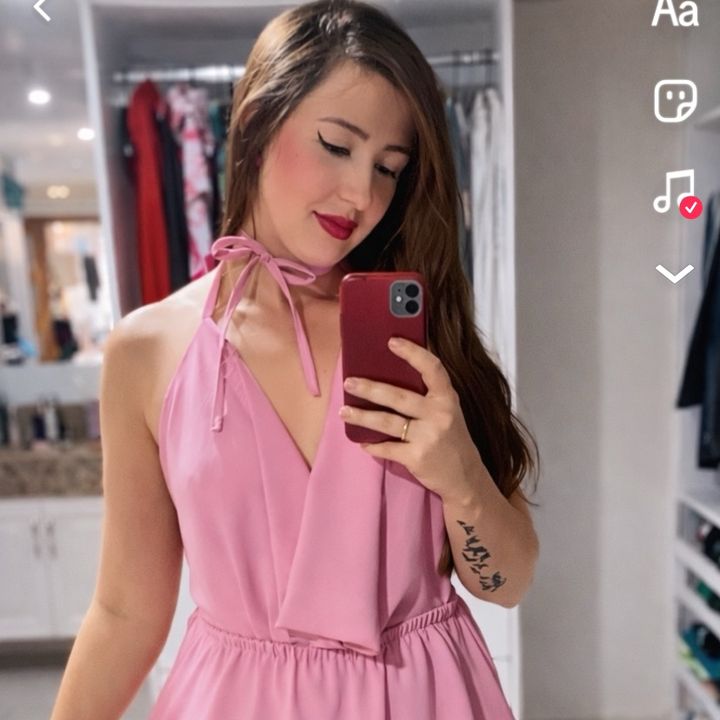 karinithomasoficial
