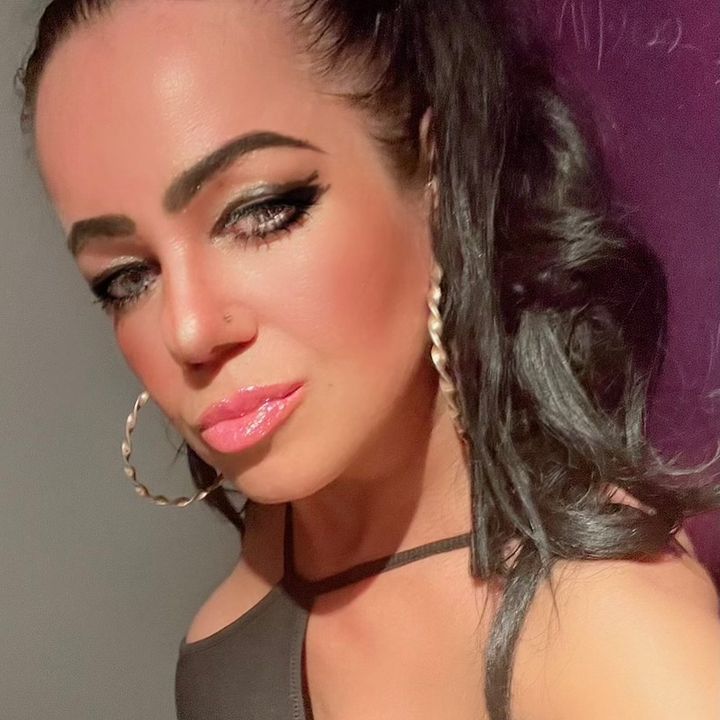 @hotlillou
