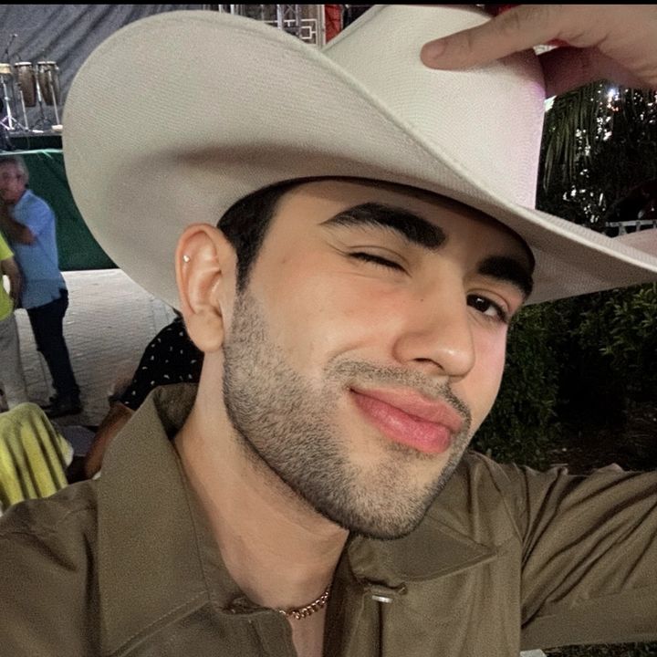 Alex te lo Cuenta