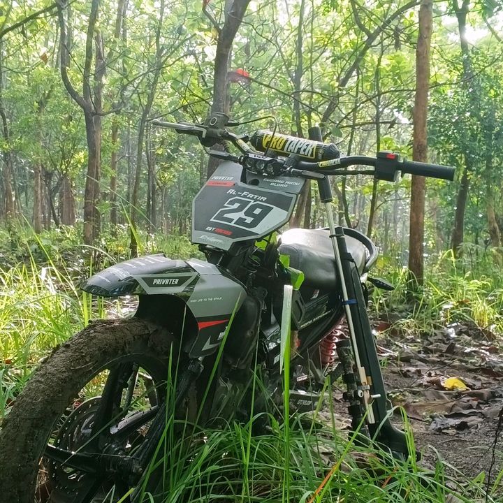 Jamur Barat