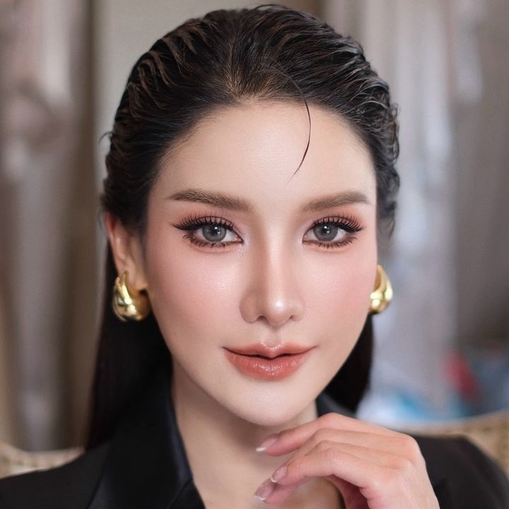 CEO จ๋า ( EVE'S , KIO )🤍🧡