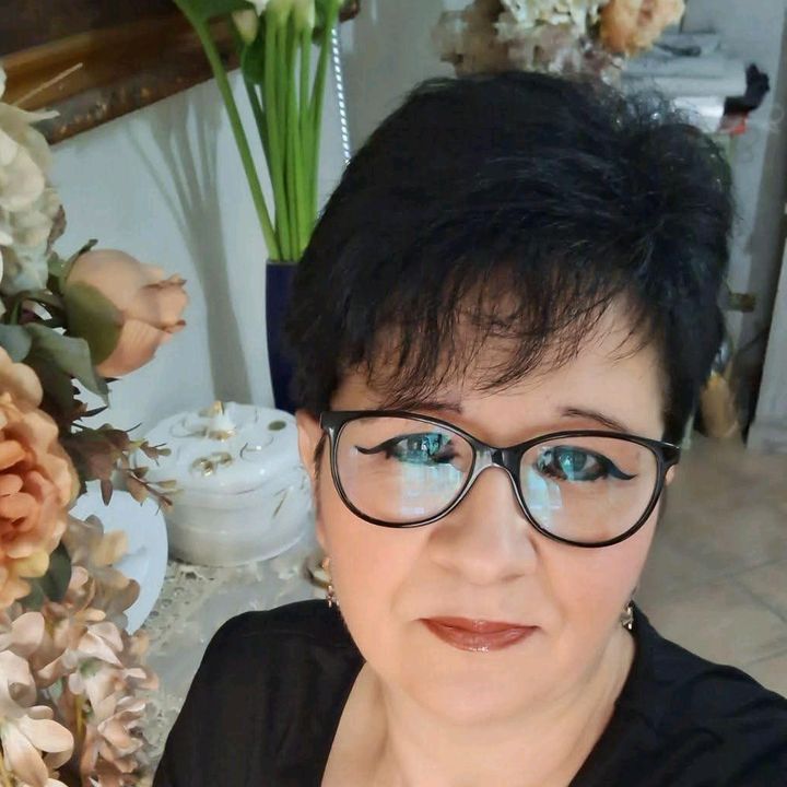 Elenaelena28