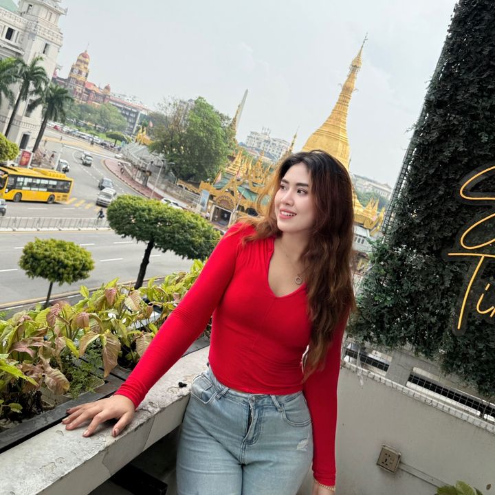 Sandi Myat Lin