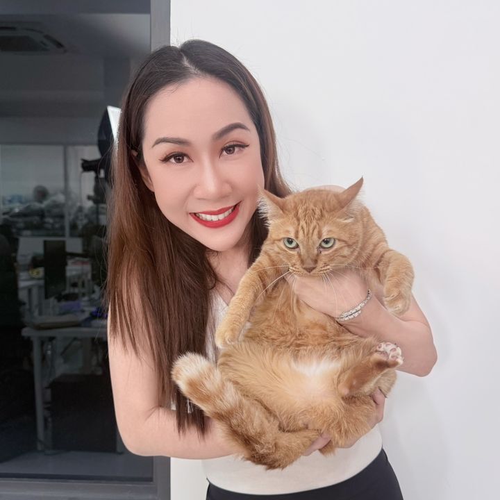 มะโหลดกับแม่ไหมทาสแมว