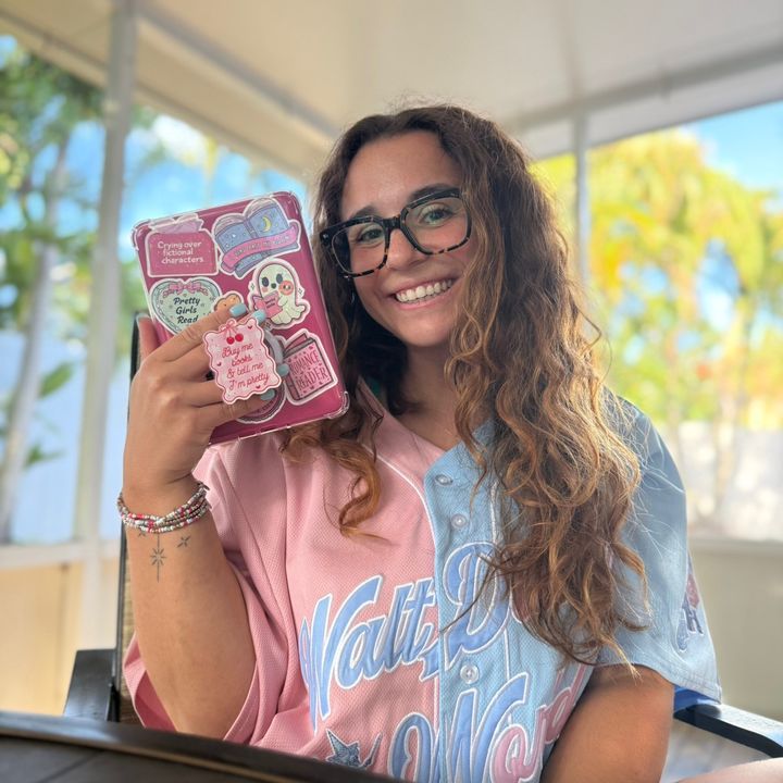 MandiLovesBooks✨📚💕