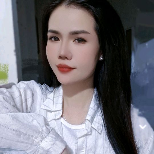 Thoa Mây