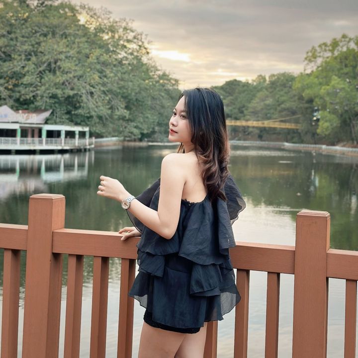 Bé Lào🇱🇦 sống tại Gialai🇻🇳